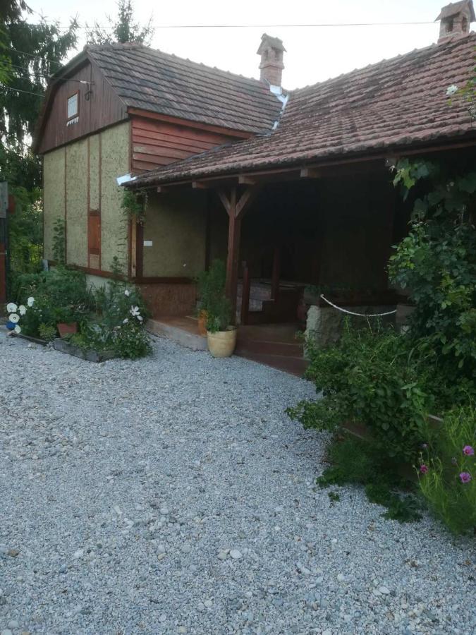 Ruralna Kuca Za Odmor Pozojova Hiza - Rural Holiday House Lopatinec Exteriér fotografie